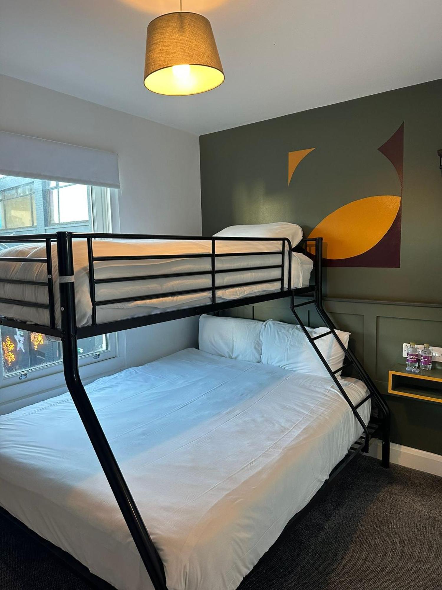 Mary Mullen'S Rooms Eyre Square. Galway Exterior foto